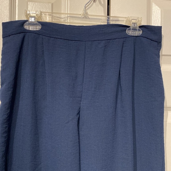 Monk & Lou cropped crepe pant - Sz L - Picture 2 of 4